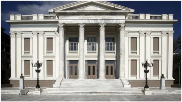 Θεατρικό preview εν κινήσει στην πόλη του Πειραιά